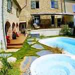 Mas De Tribies - Charme, Piscine, * Saint-Hilaire-de-Brethmas