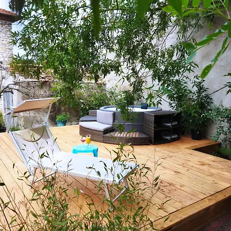 Mas De Tribies - Charme, Piscine, Saint-Hilaire-de-Brethmas